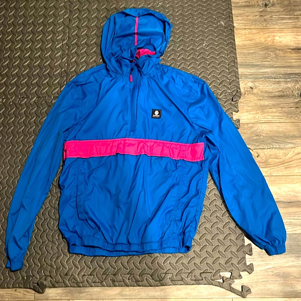 Element wind breaker